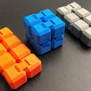 Infinity cube toy